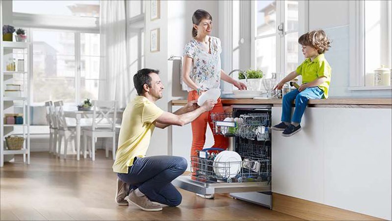 máy rửa bát hafele của nước nào