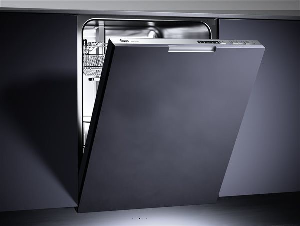 M&aacute;y rửa ch&eacute;n Teka DW8 55 FI được thiết kế lắp &acirc;m to&agrave;n phần