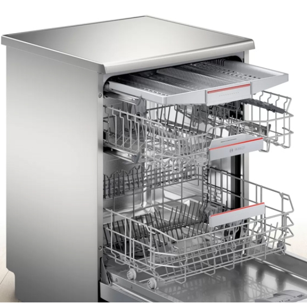 T&iacute;nh năng điều khiển từ xa gi&uacute;p tiết kiệm thời gian
